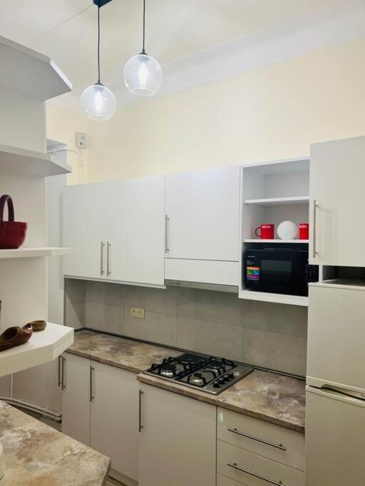 Spacious 2 Bedrooms In The Center Of Erevan Esterno foto