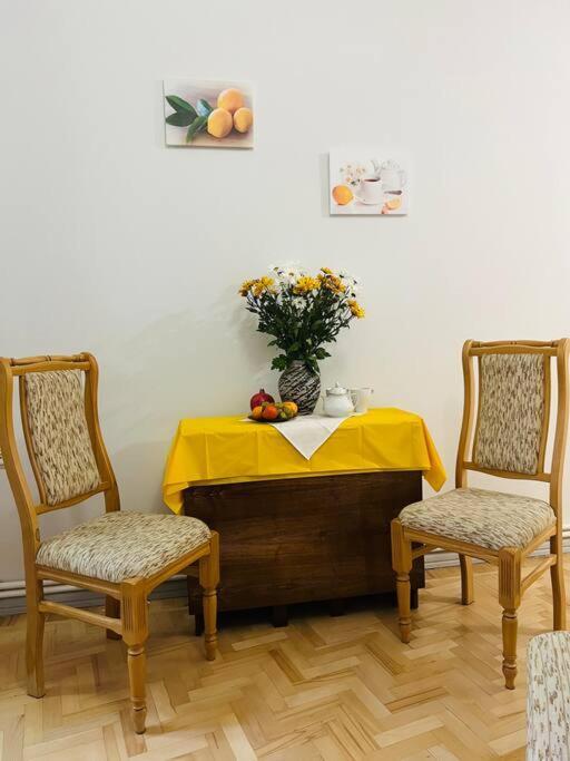Spacious 2 Bedrooms In The Center Of Erevan Esterno foto